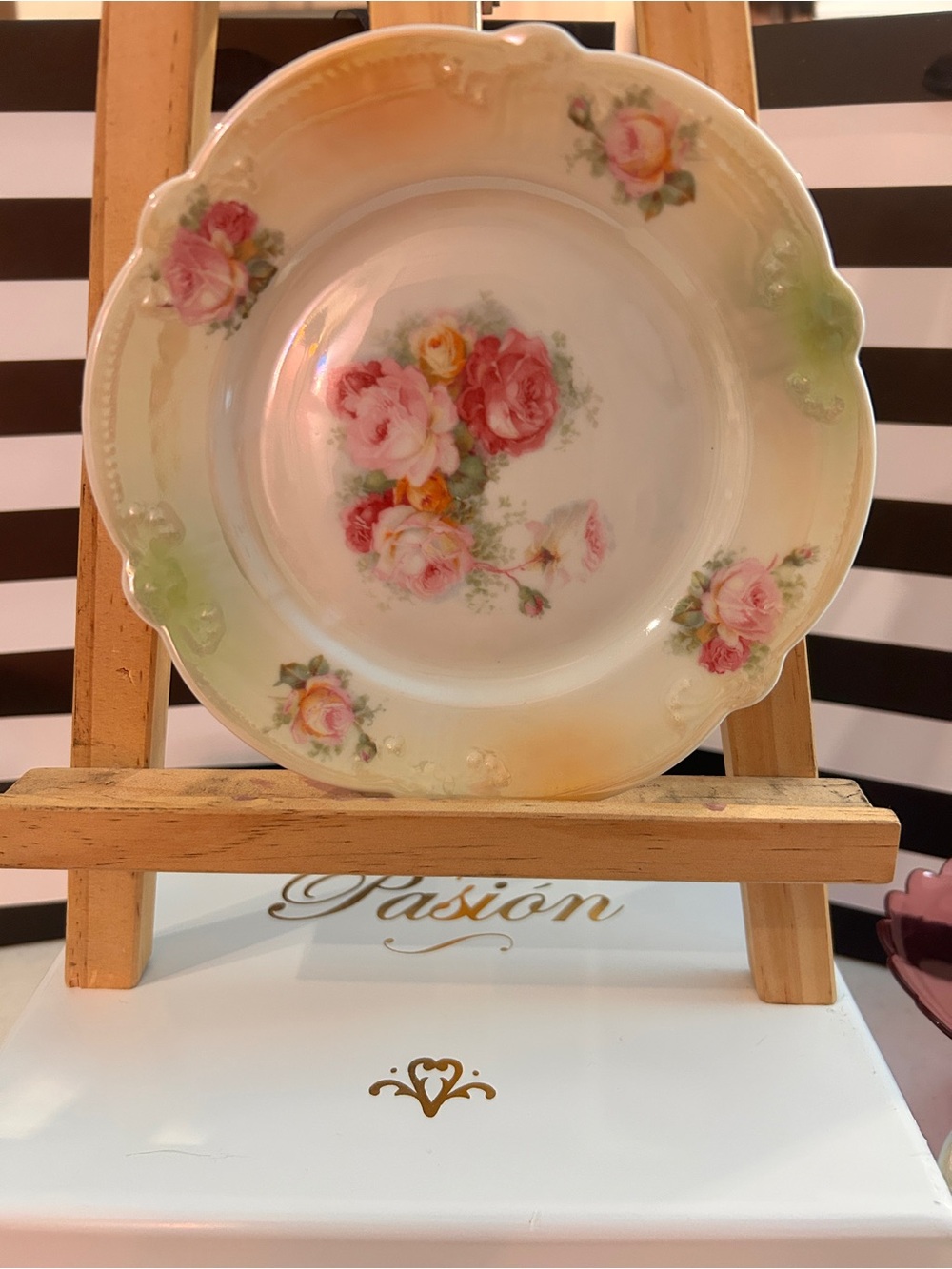 2 Schumann Bavaria Airbrushed Ombré Luster Rim Small Plates Pristine Vintage